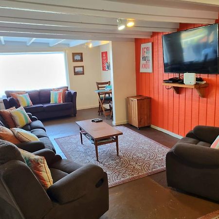 Flat Hills Tourist Park Hotel Ruahine Екстериор снимка