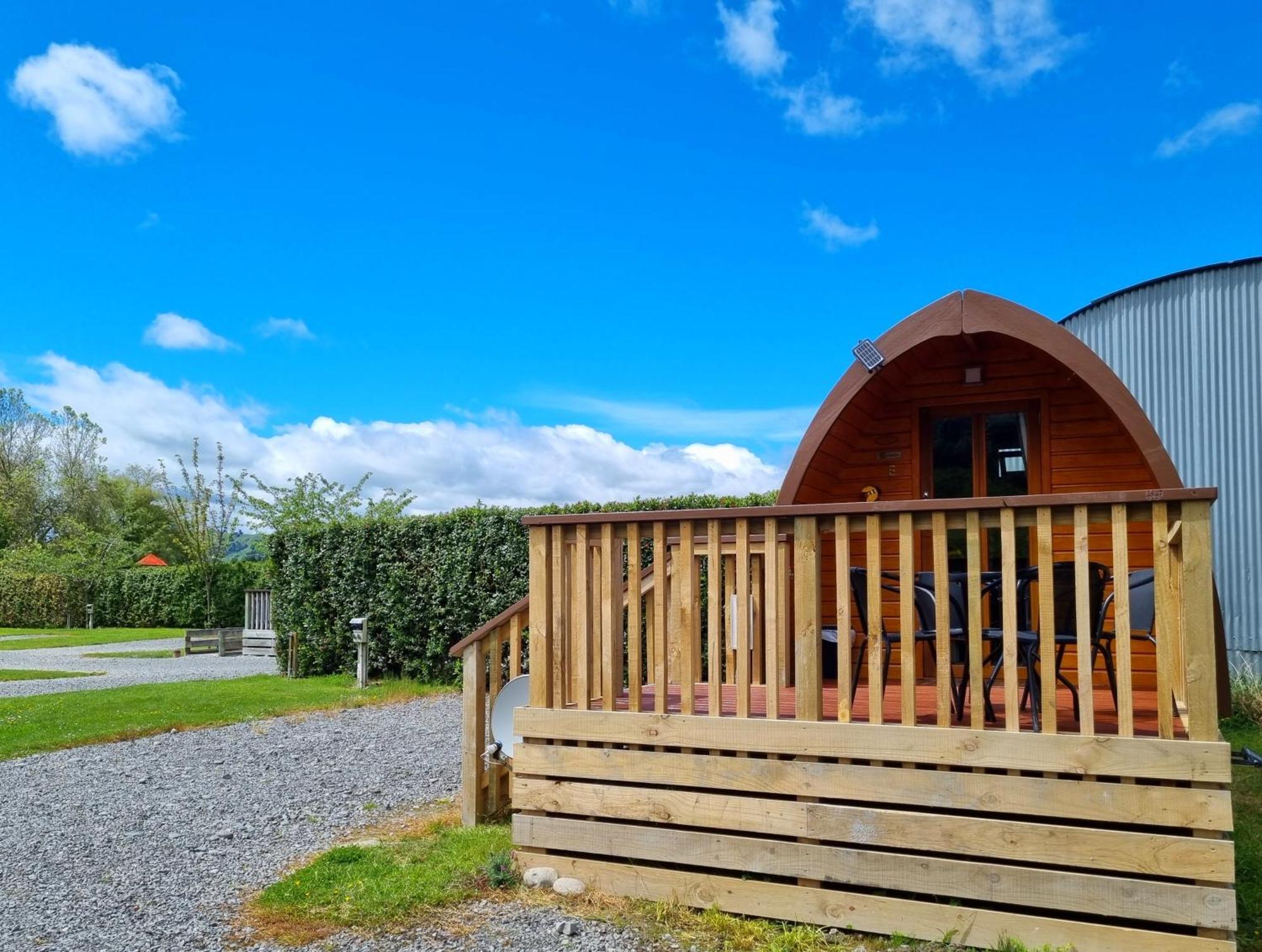 Flat Hills Tourist Park Hotel Ruahine Екстериор снимка