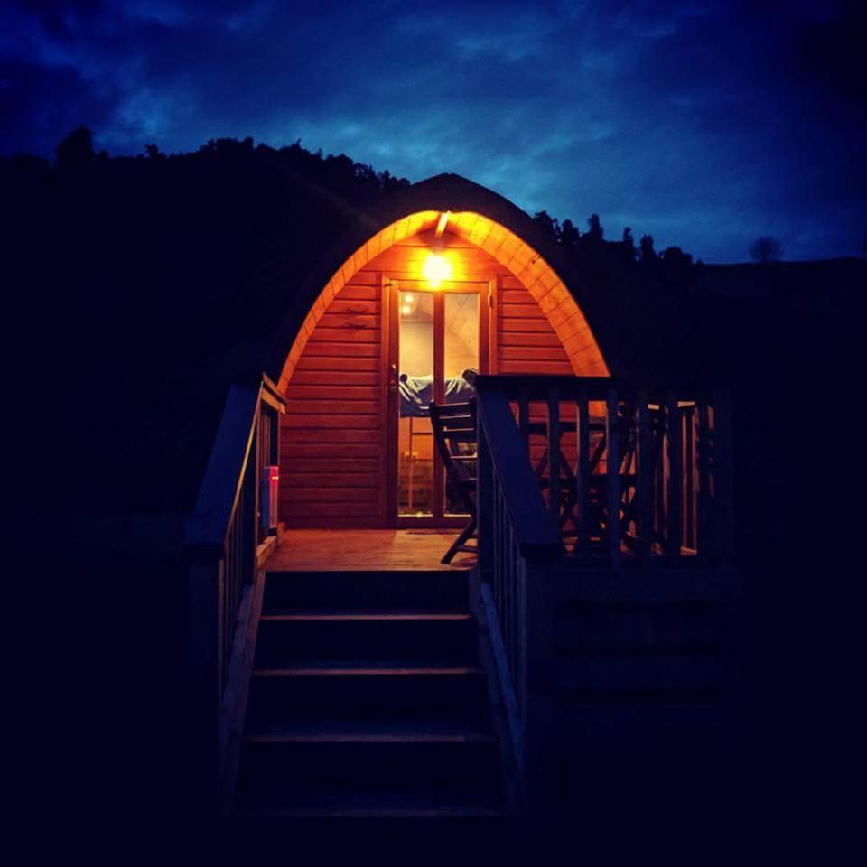 Flat Hills Tourist Park Hotel Ruahine Стая снимка
