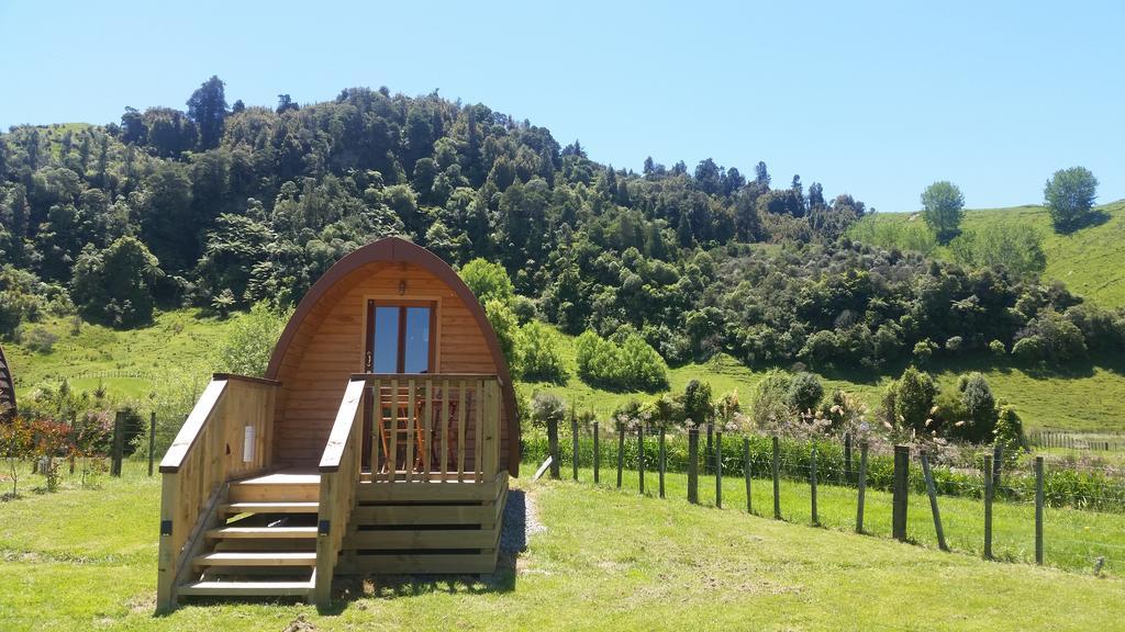Flat Hills Tourist Park Hotel Ruahine Екстериор снимка